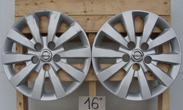 1 Set Enjoliveurs d'origine/FactoryWheelcovers Nissan 14" et + dans Pneus et jantes  à Laurentides - Image 3