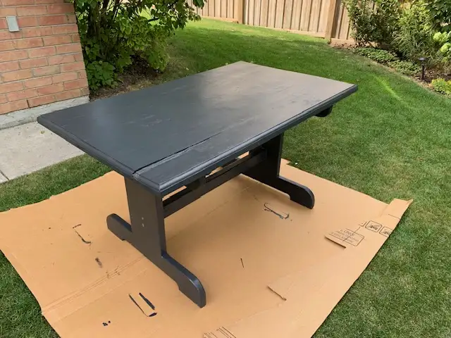 Solid Wood Patio Table / Outdoor Table in Patio & Garden Furniture in City of Toronto - Image 2