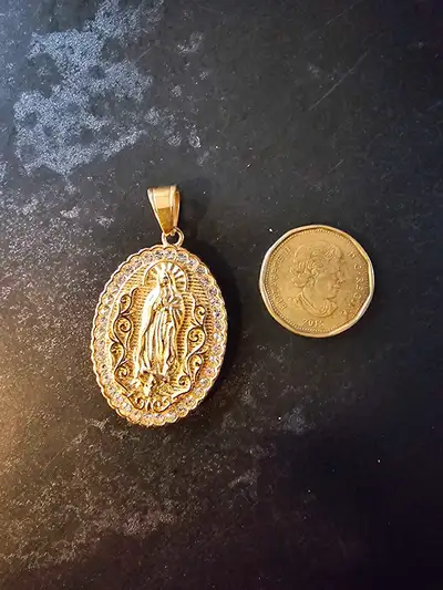 Mary pendant pvd gold filled