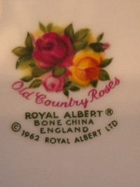 Service de vaisselle Royal Albert