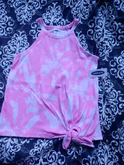 Old Navy short sleeve  top M 8, View more