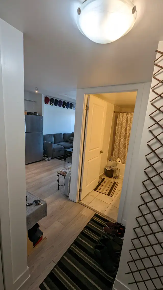 Modern 1 Bed Condo @ 1255 Bayly St | Steps to  GO in Long Term Rentals in Oshawa / Durham Region - Image 8