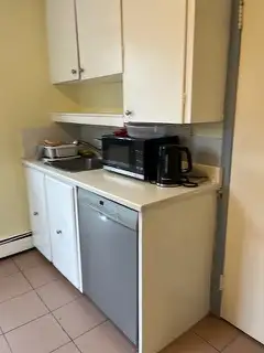 Cozy two-bedroom apartment looking for a sublease in Long Term Rentals in City of Halifax - Image 5