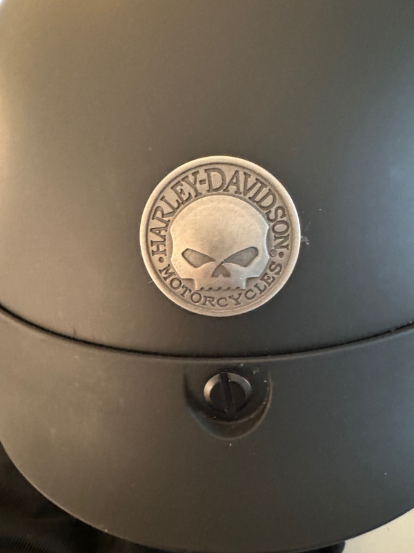 Harley Davidson Half Helmet in Motorcycle Parts & Accessories in London - Image 2