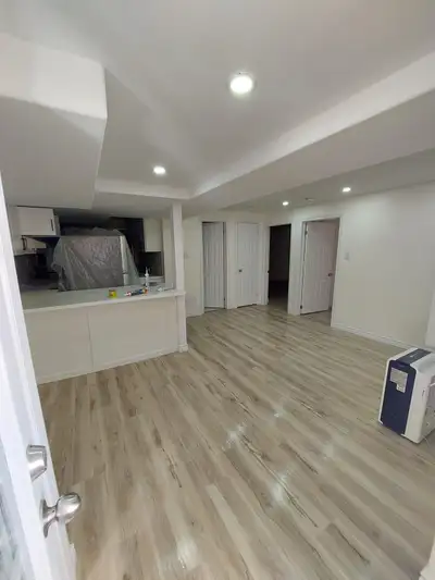 Bright, clean, specious and move-in ready 2-bedroom basement suite available now! *Features:* 1. *Op...