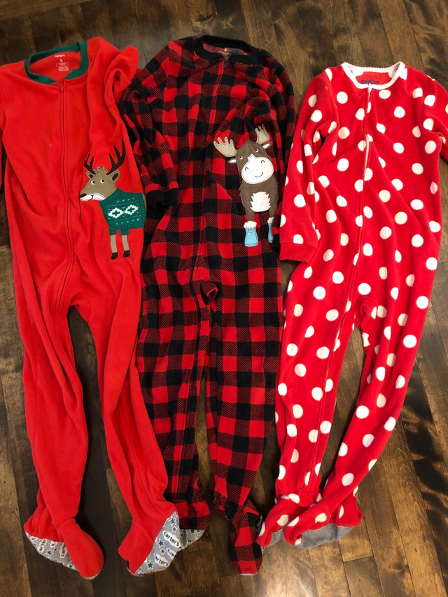 PJ Onsies Size 5 and 6 (all for $12) in Clothing - 5T in Ottawa