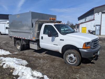 Ford F450 with aluminum landscape/chipper dump body