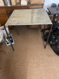 Wood table with metal legs(needs paint/finishing)30x30x30