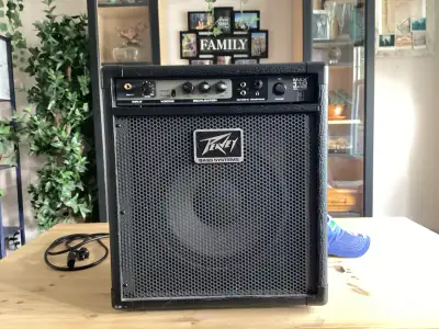 Bass Amp 20w Peavey, View more