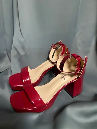 Size 9 burgundy heels, View more