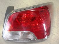 Lumière arrière Passager Subaru Impreza Sedan 2012-2016 OEM