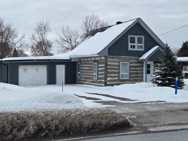 Richmond - Single Family Home - Large Lot