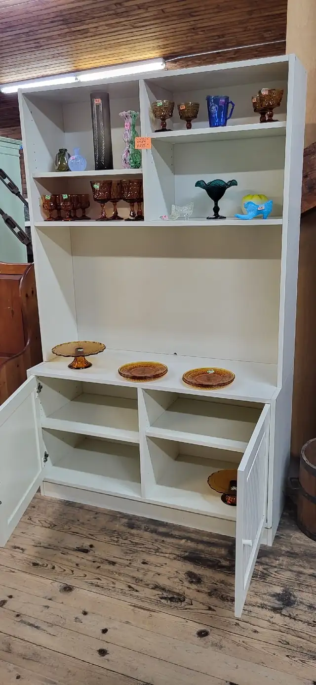 Vintage IKEA Hutch in Hutches & Display Cabinets in Trenton - Image 5