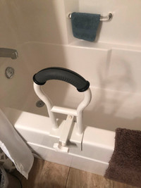 Bathtub Support Handle