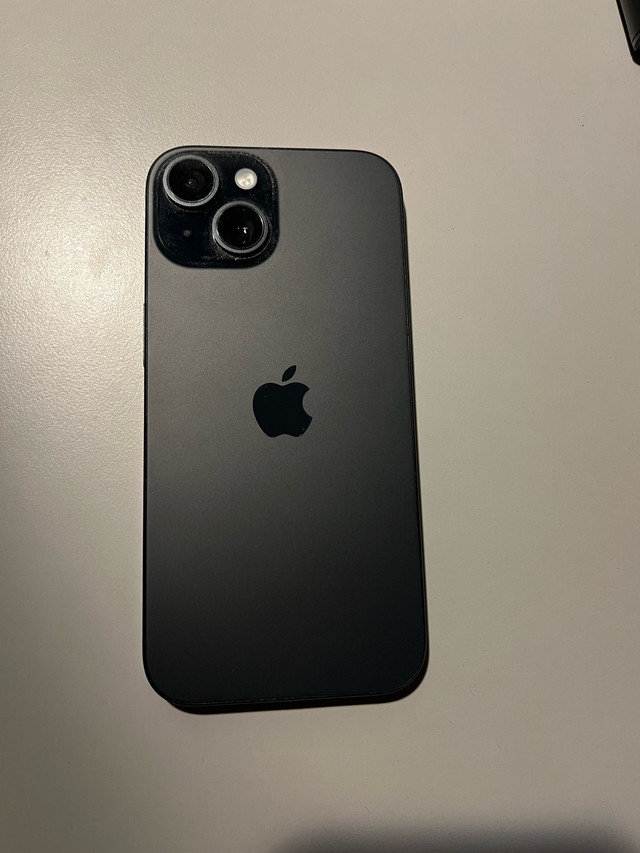 iPhone 15 in Cell Phones in Belleville - Image 4