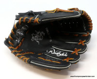 Derek Jeter Rawlings Game Mode Baseball Glove - autographed