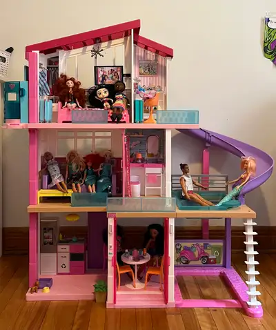 Barbie dream house kijiji deals