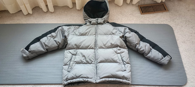Old Navy Boys Down Feather Jacket, Size 10, Very good condition in Kids & Youth in City of Toronto