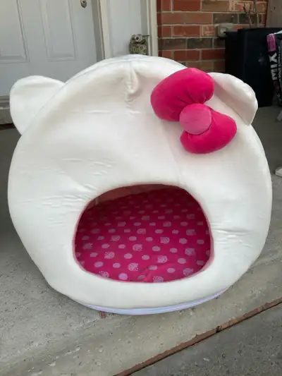 Hello Kitty Pet Bed, View more