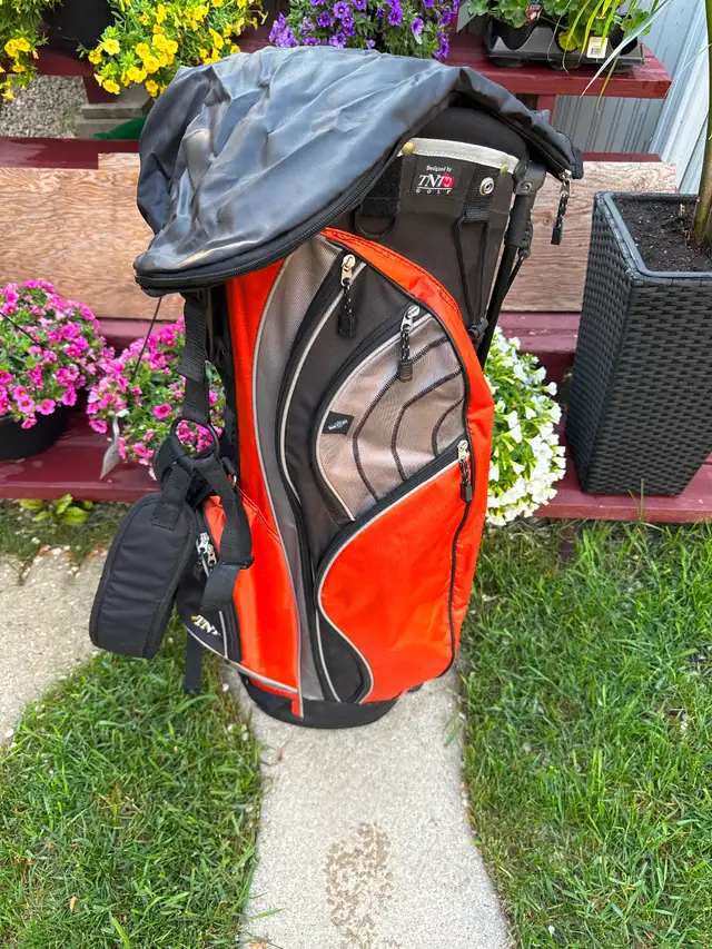 TNT Golf Stand Bag in Golf in Winnipeg - Image 8