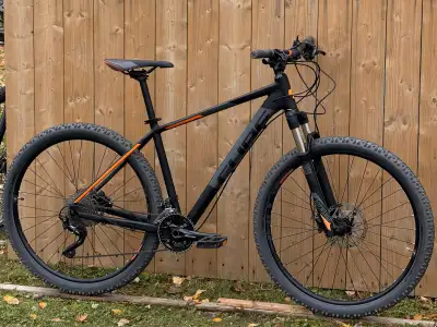 Like new Cube Attention SL 27.5/Rock shock Suspension , View more