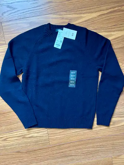 Lambwool sweater sz XS, View more