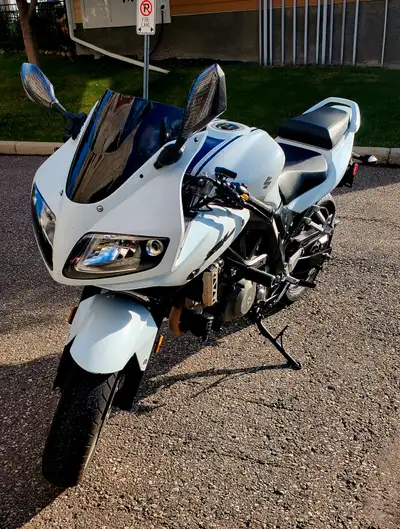 Original Owner. 15k kms. Still ride, so might go up slightly. No accidents. Detailed CARFAX report a...