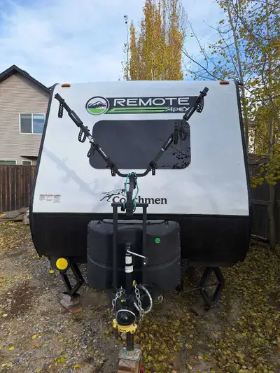 2023 year. Coachman product. 4 peoples sleep. Solar panel. Big refrigerator. 2965 pound dry weight.