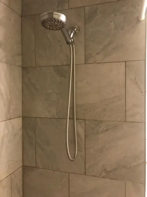 Private suite room for rent in Room Rentals & Roommates in City of Toronto - Image 6