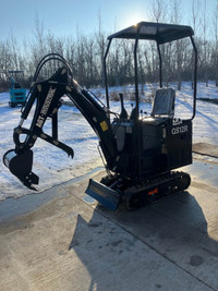 NEW 2023 AGT Industrial QS12R Mini Excavator