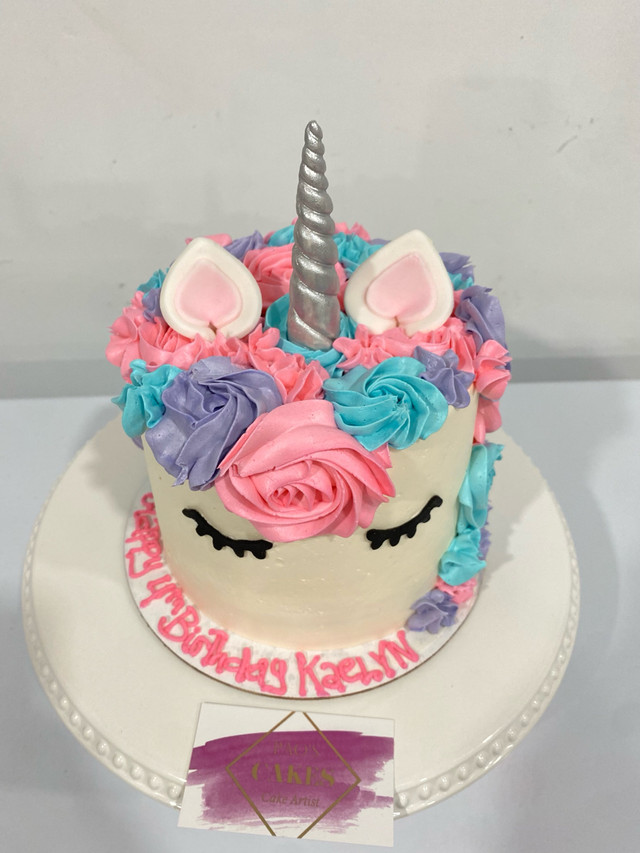 Unicorn birthday cake for girls  in Other in Oakville / Halton Region - Image 2