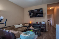 One Bedroom Walkout Suite Near UBCO