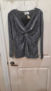 BNWT Sparkling Andrea Jovine Blouse Good for Special Occasion