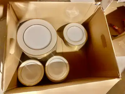 Dinner plates Set , View more