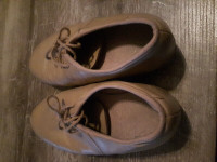 Tap shoes