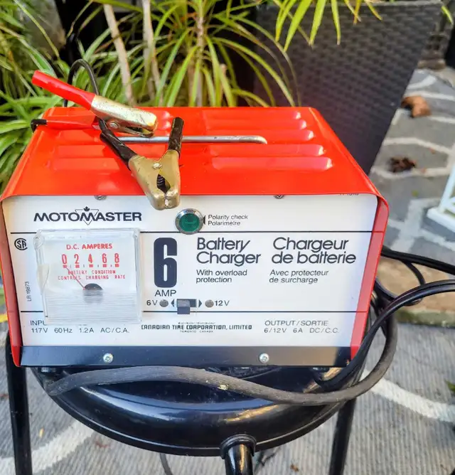 Chargeur de batterie MotoMaster 6A in Power Tools in Saint-Hyacinthe - Image 2
