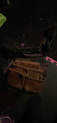 Belt and two pouches used for framing 