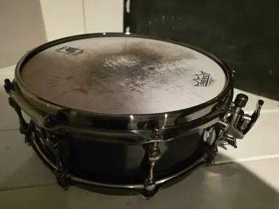 Black Panther snare drum, View more