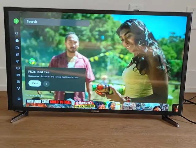 Smart TV Samsung 32 Po in TVs in Gatineau - Image 2