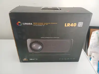 Projecteur neuf, View more