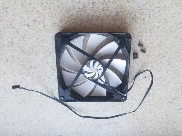 Desktop computer case Fan 140 mm blue led light in System Components in City of Toronto - Image 4
