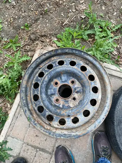 2 car steel rims. 15x6. 4 holes, 4.5”. No holds.