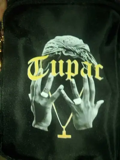 Tupac Shakur outfit , View more