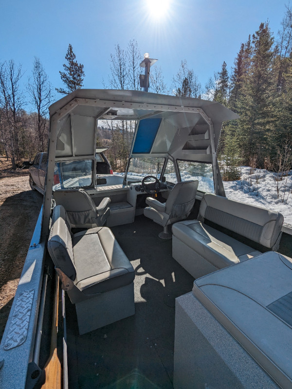 Harbercraft Jet Boat for Sale -  PRIVATESALEFINACING.COM in Powerboats & Motorboats in Calgary - Image 4