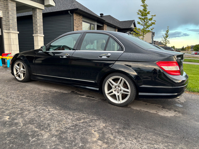 2010 Mercedes C300 4Matic (AMG trim) in Cars & Trucks in Ottawa - Image 3