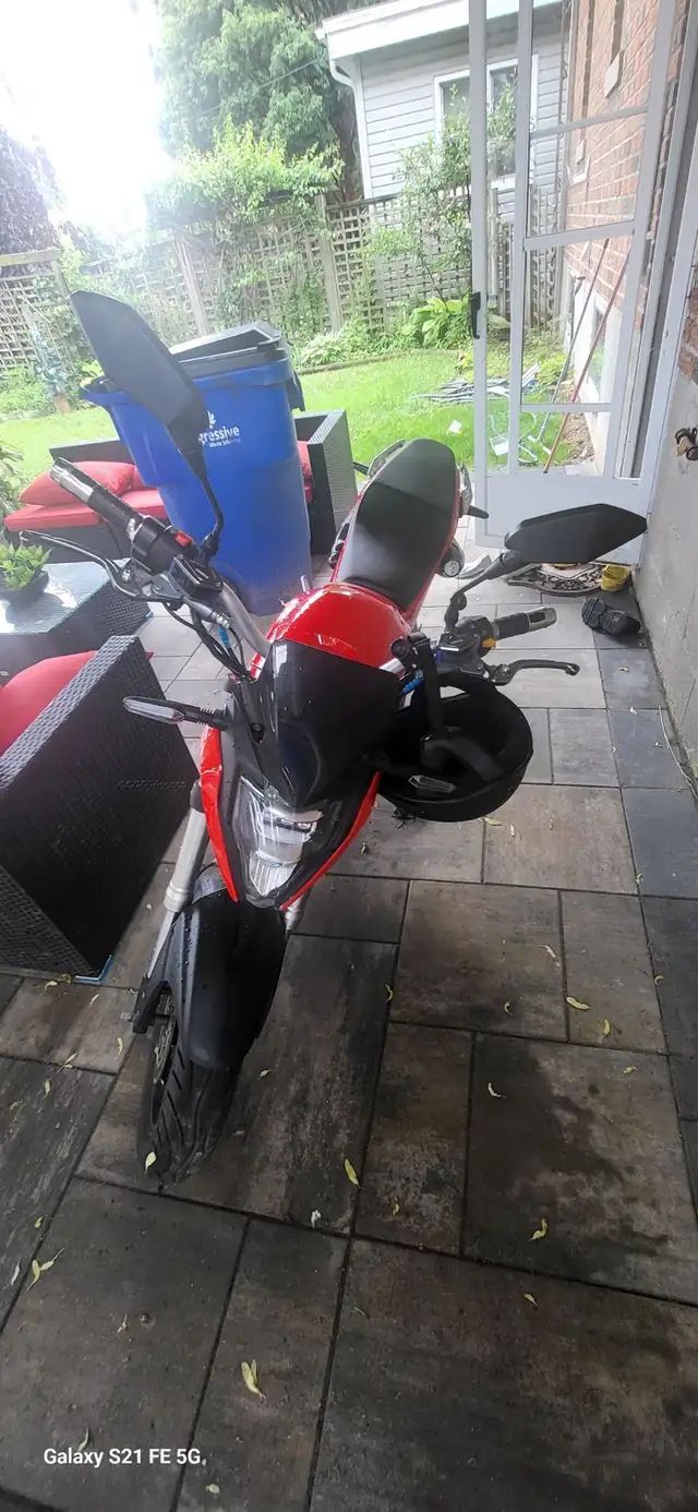Emmo DX Ebike (motorcycle style) in Other in Chatham-Kent - Image 4