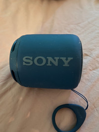Sony potable bluetooth speaker