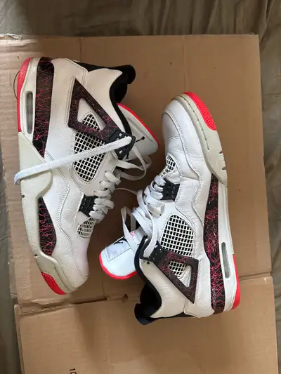 Used Jordan 4 Retro Flight Nostalgia, men size 12.5, View more