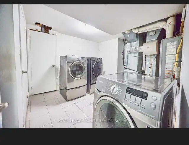 Brampton Room Rental in Room Rentals & Roommates in Mississauga / Peel Region - Image 8