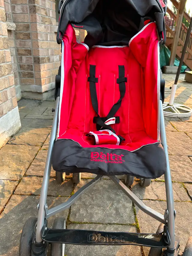 Baby Stroller in Strollers, Carriers & Car Seats in Markham / York Region - Image 3